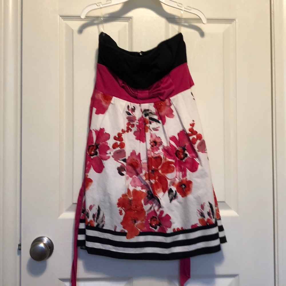Short dress
